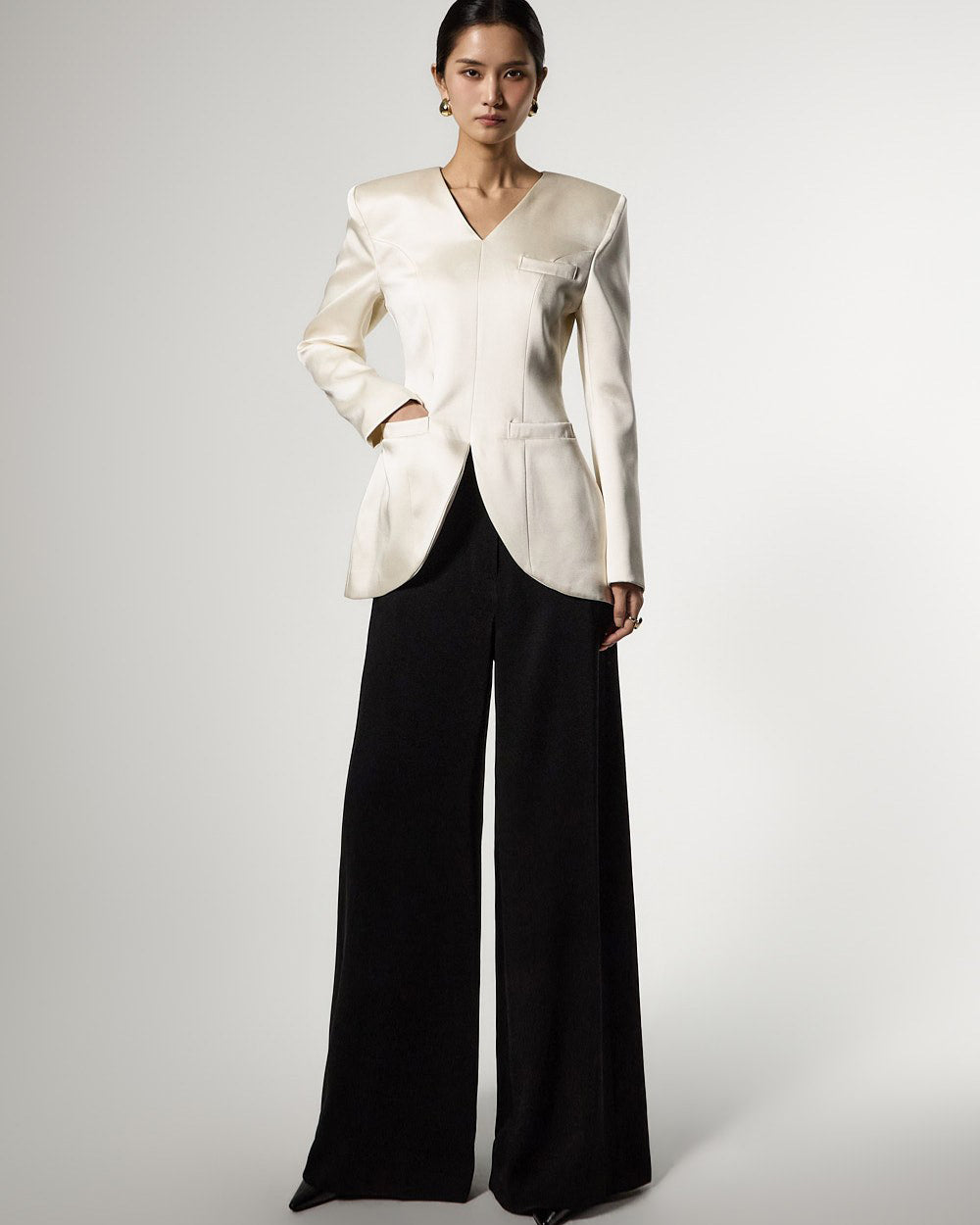 J9370 曲线无领夹克