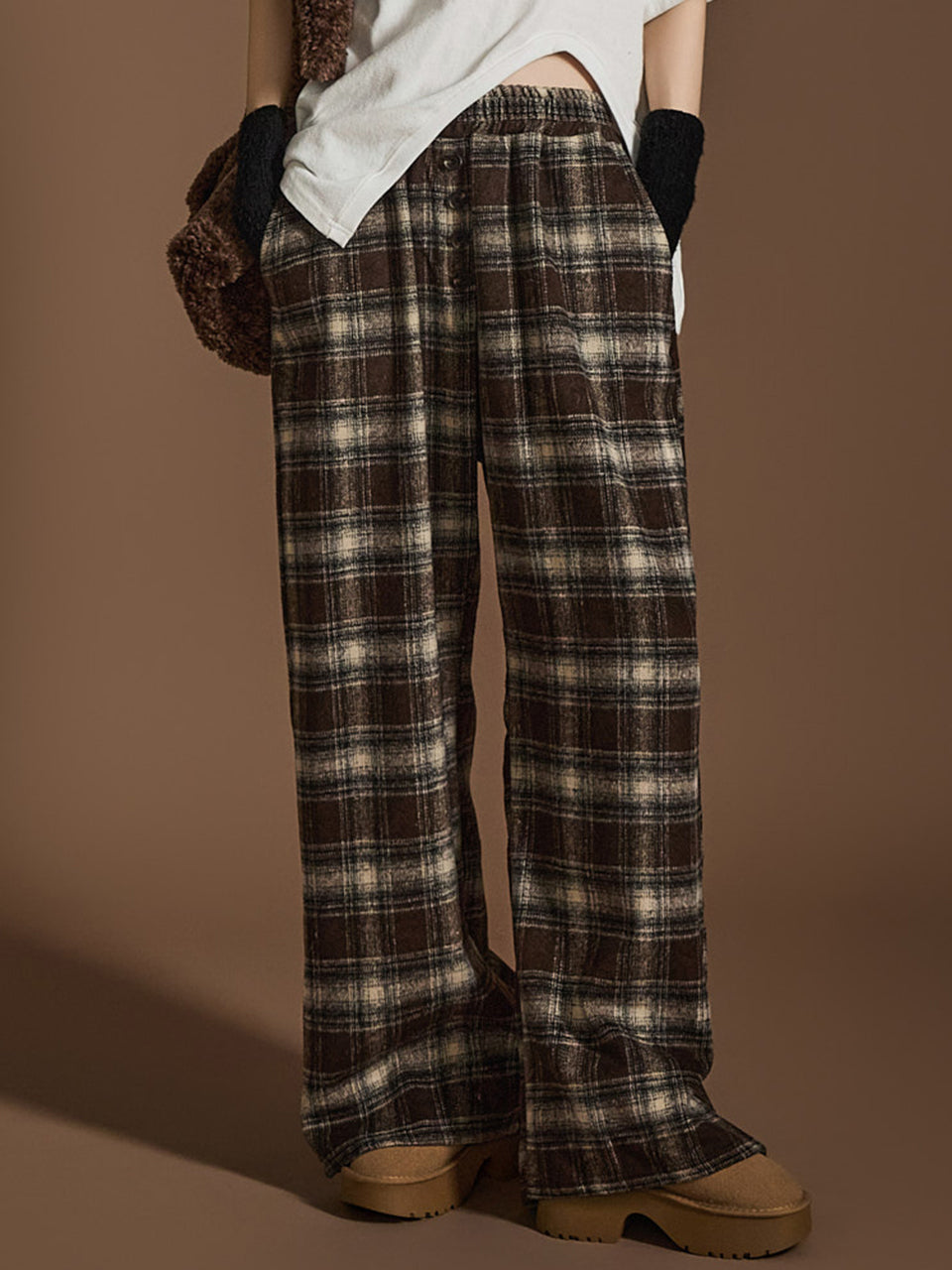 P3331 Plaid Button Pants