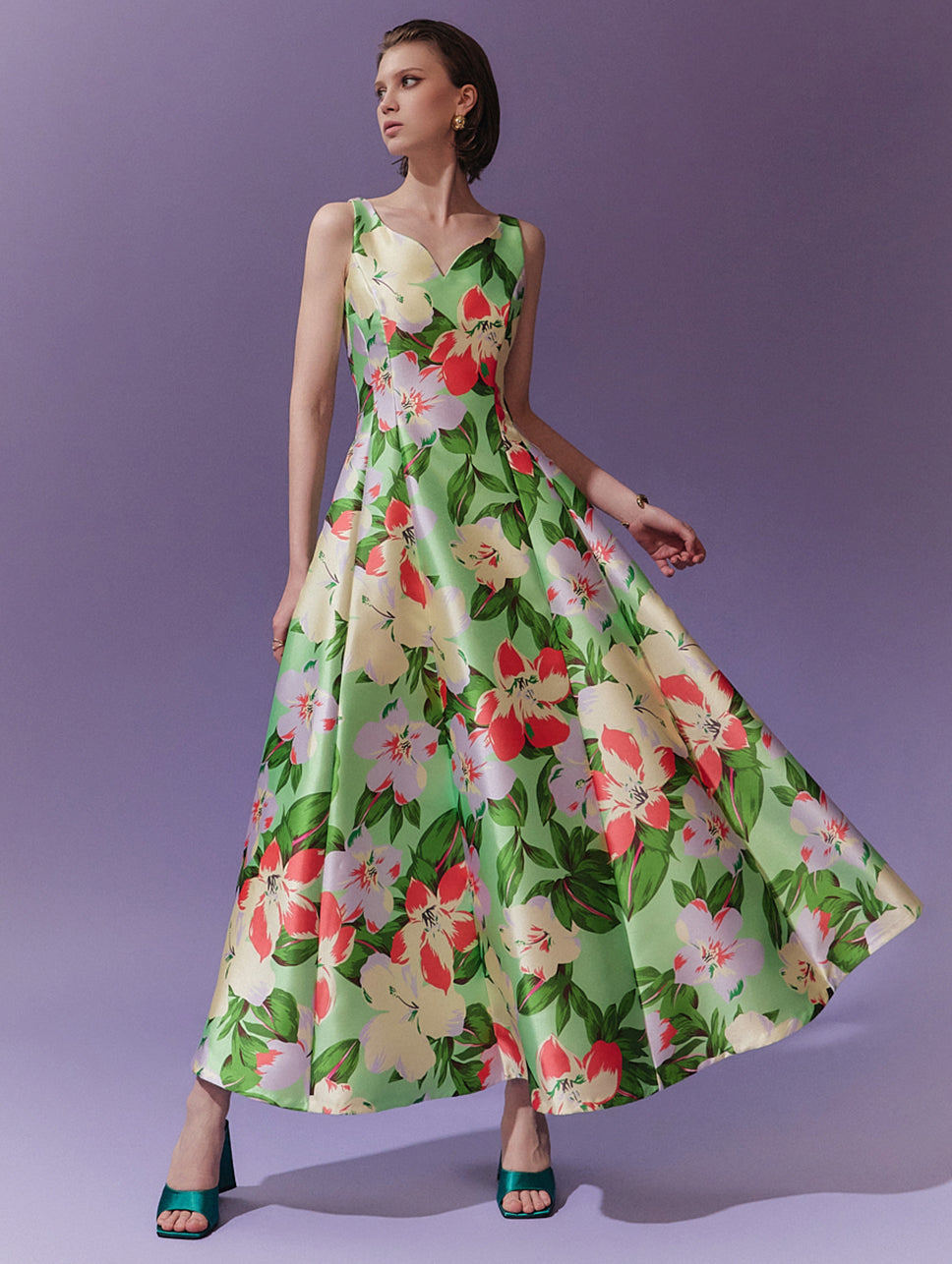 D9370 Flower Sleeveless Long Dress