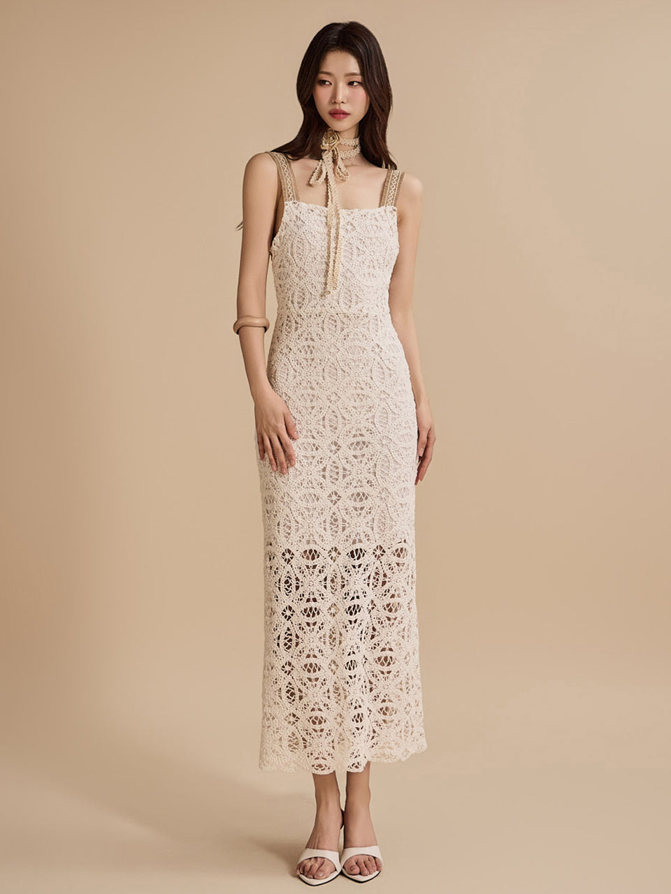 D4708 Sleeveless Lace Knit Long Dress