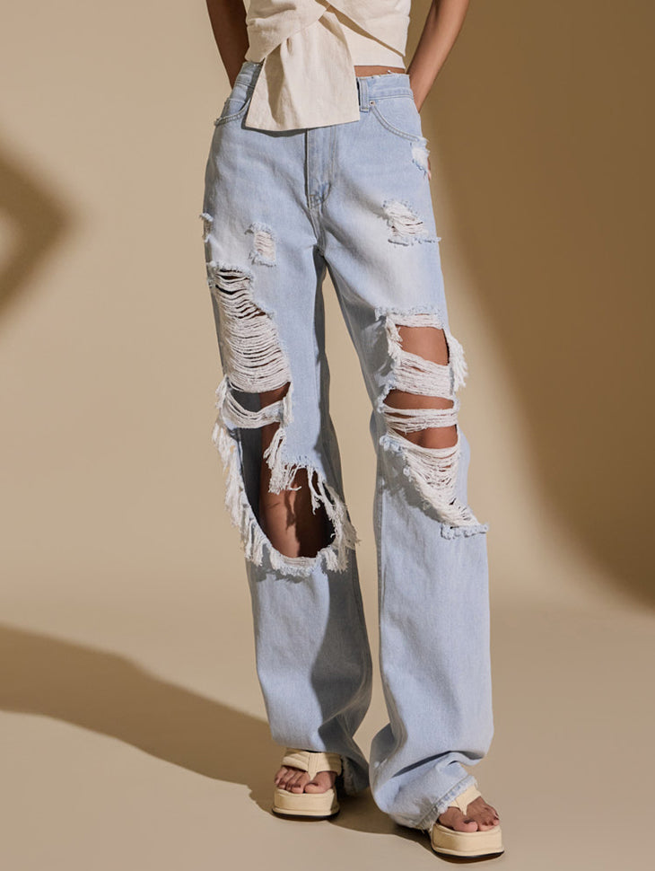 PJ528 Distressed Jeans