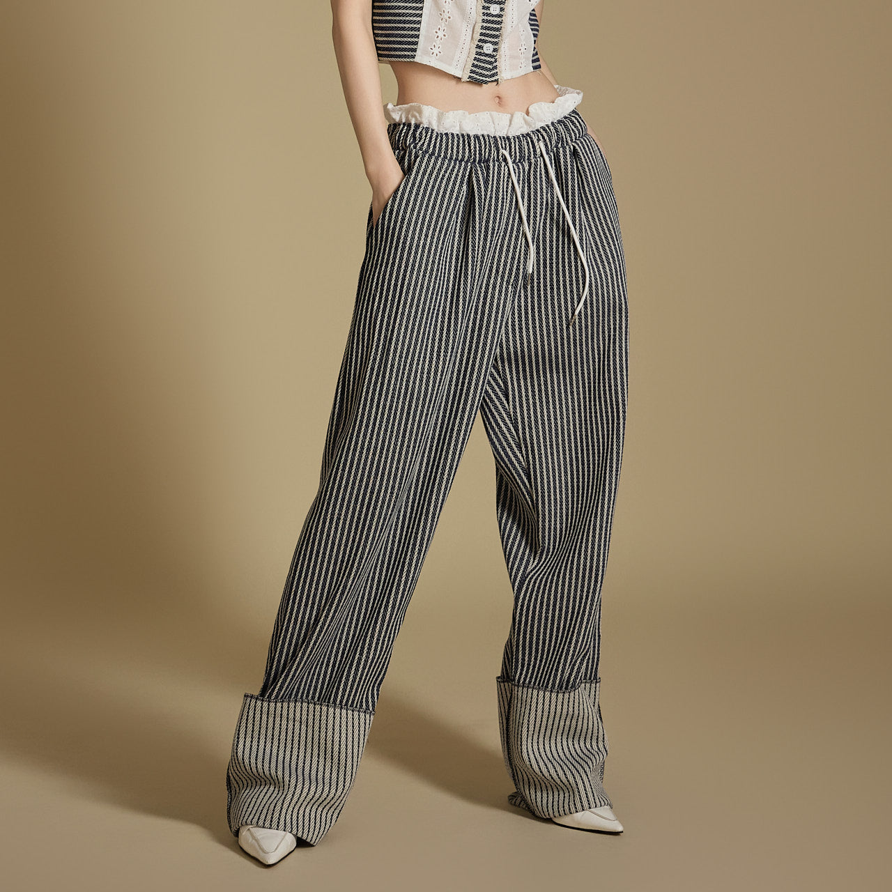 P3385 Roll-Up Pants