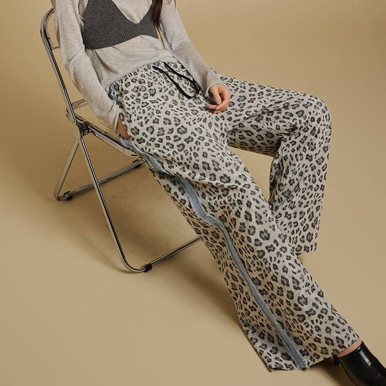 P3401 Leopard Patterned Sweat Pants