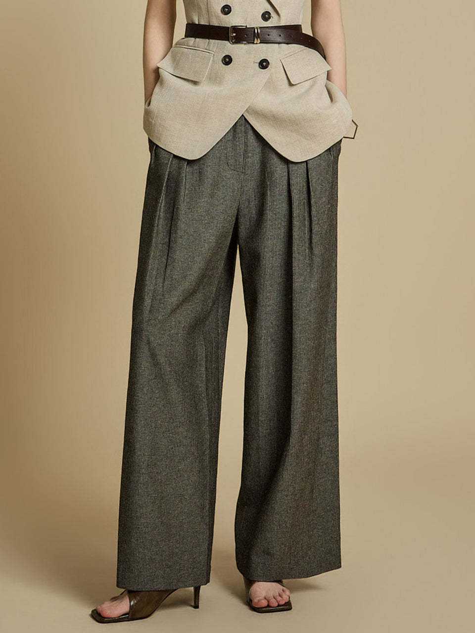 P3508 Linen Pintuck Pants