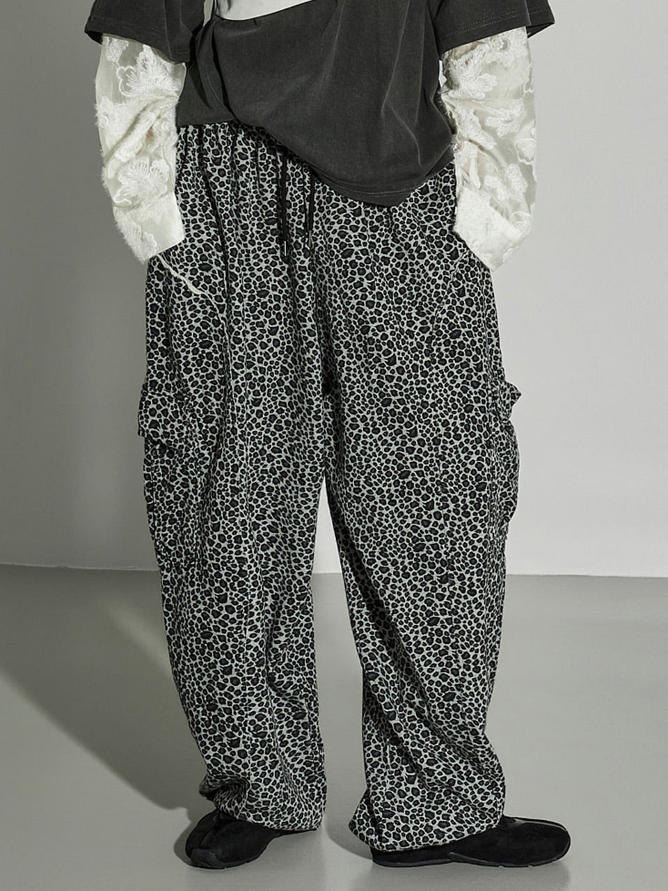 P3671 Leopard Pants
