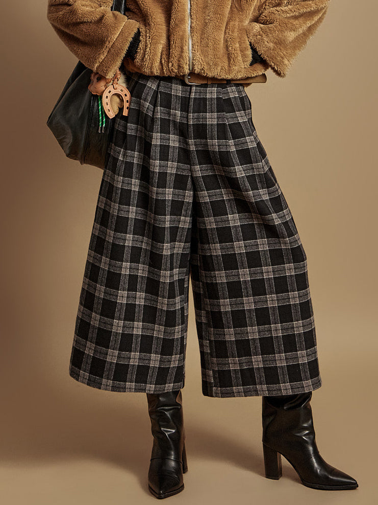 P3678 Wool Pants with Belt