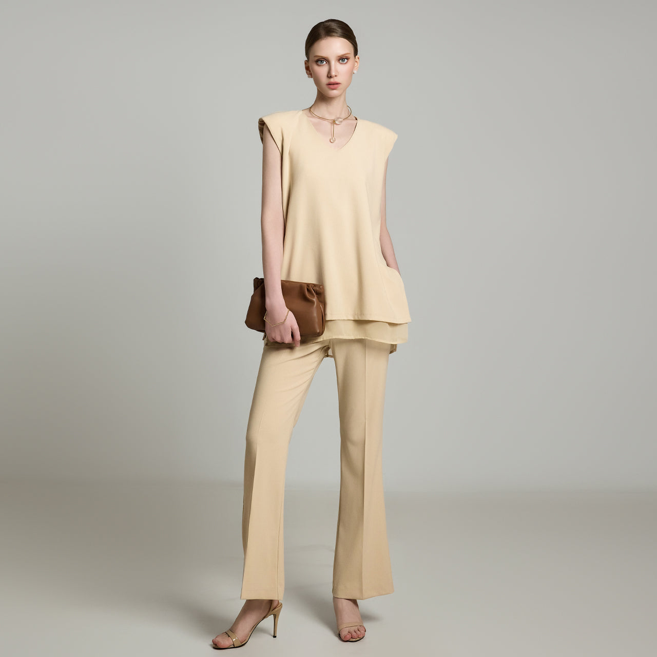 TP2150 衬衫和休闲裤套装