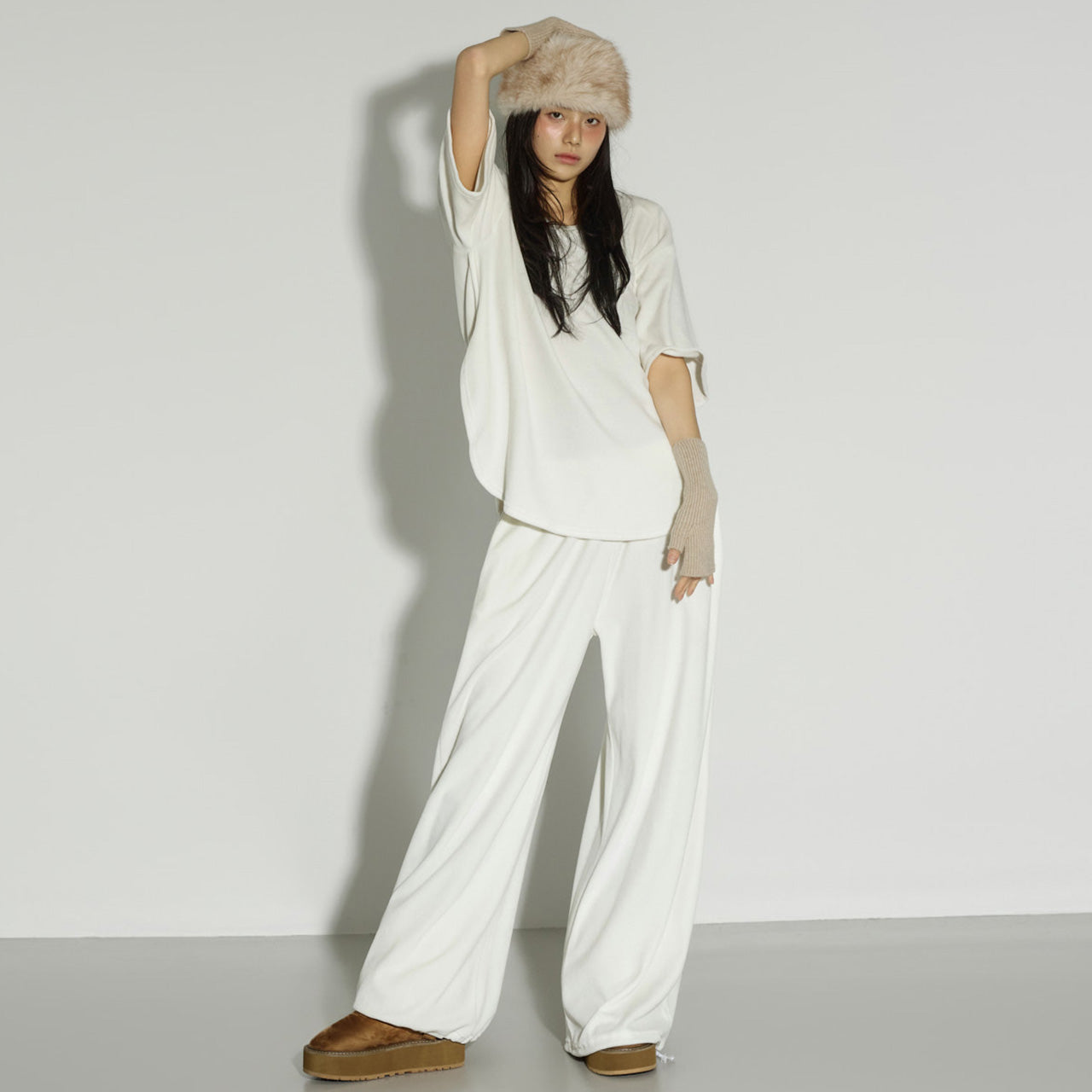 TP2307 Top and Sweat Pants Set